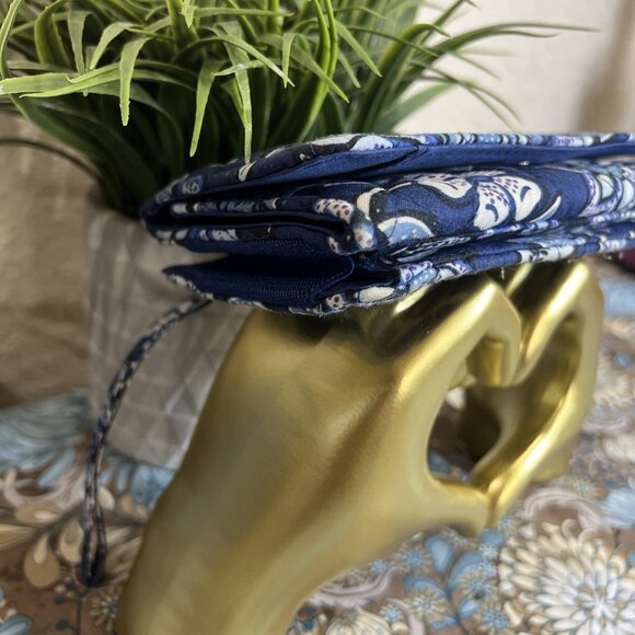 Vera Bradley Set-Crossbody Purse Blue Floral Design And Matching Wristlet - Picture 14 of 16